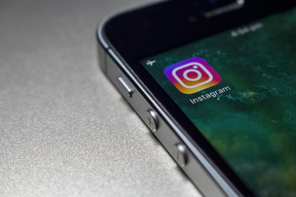 Mode Gelap Instagram Keluarkan Dark Mode untuk Android dan iOS
