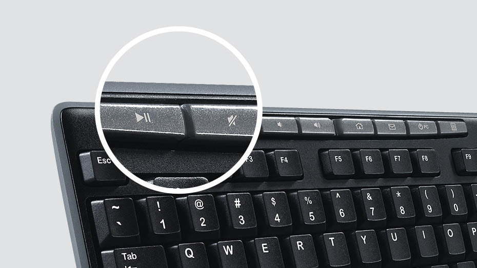 Wired USB Keyboard Logitech K200