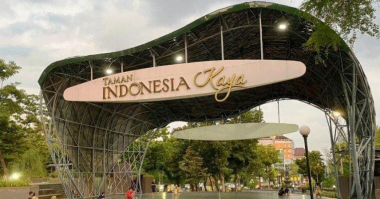 Tempat Jogging di Semarang - Taman Indonesia Kaya