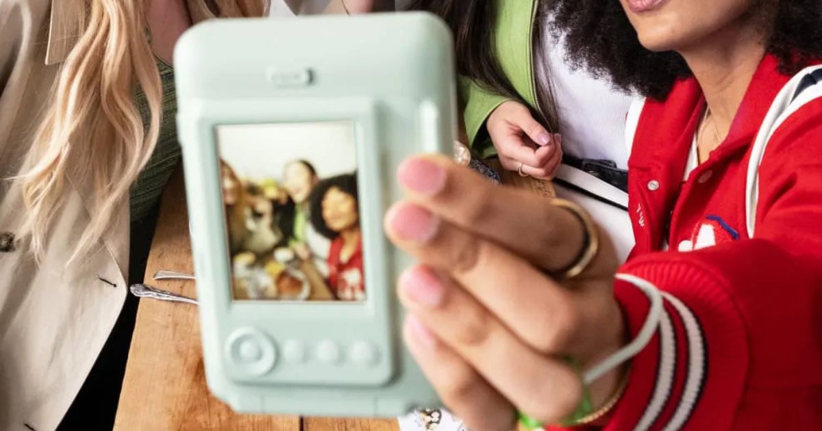 Layar dan Navigasi Instax Mini LiPlay