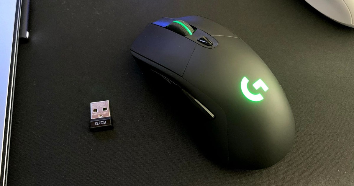 Logitech G703 - Desain Ergonomis dan Nyaman