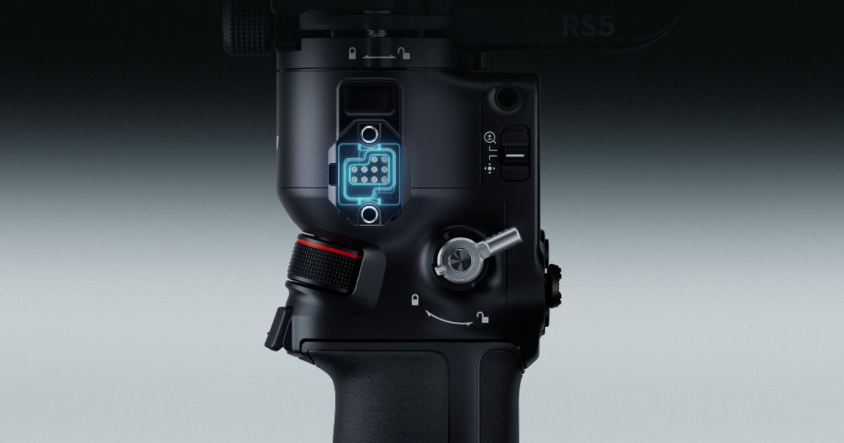 DJI RS5 - Dilengkapi Port Komunikasi RSA