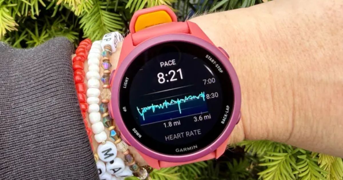 Spesifikasi Garmin Forerunner 170 - Fitur Pemantau Kesehatan dan Olahraga